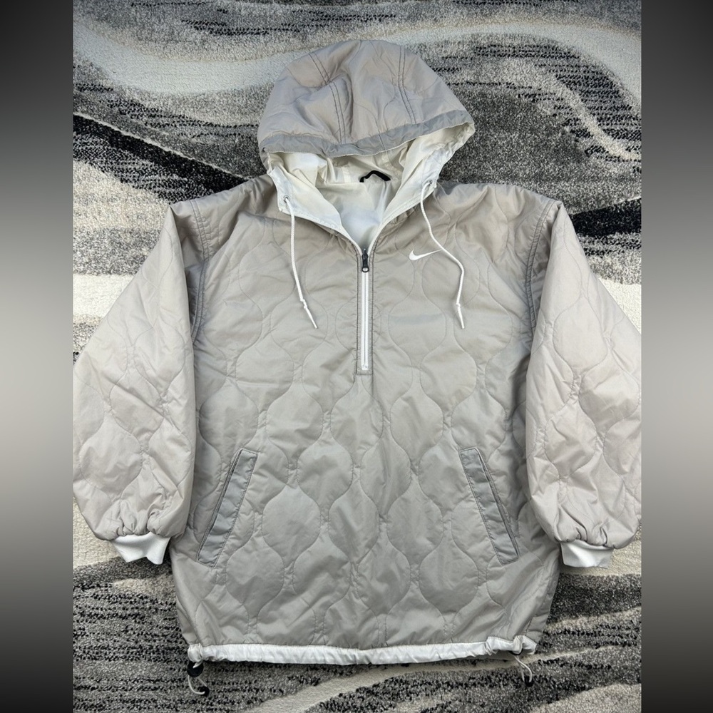 Vintage Nike Men's reversible Light Gray Quilted Pullover Jacket